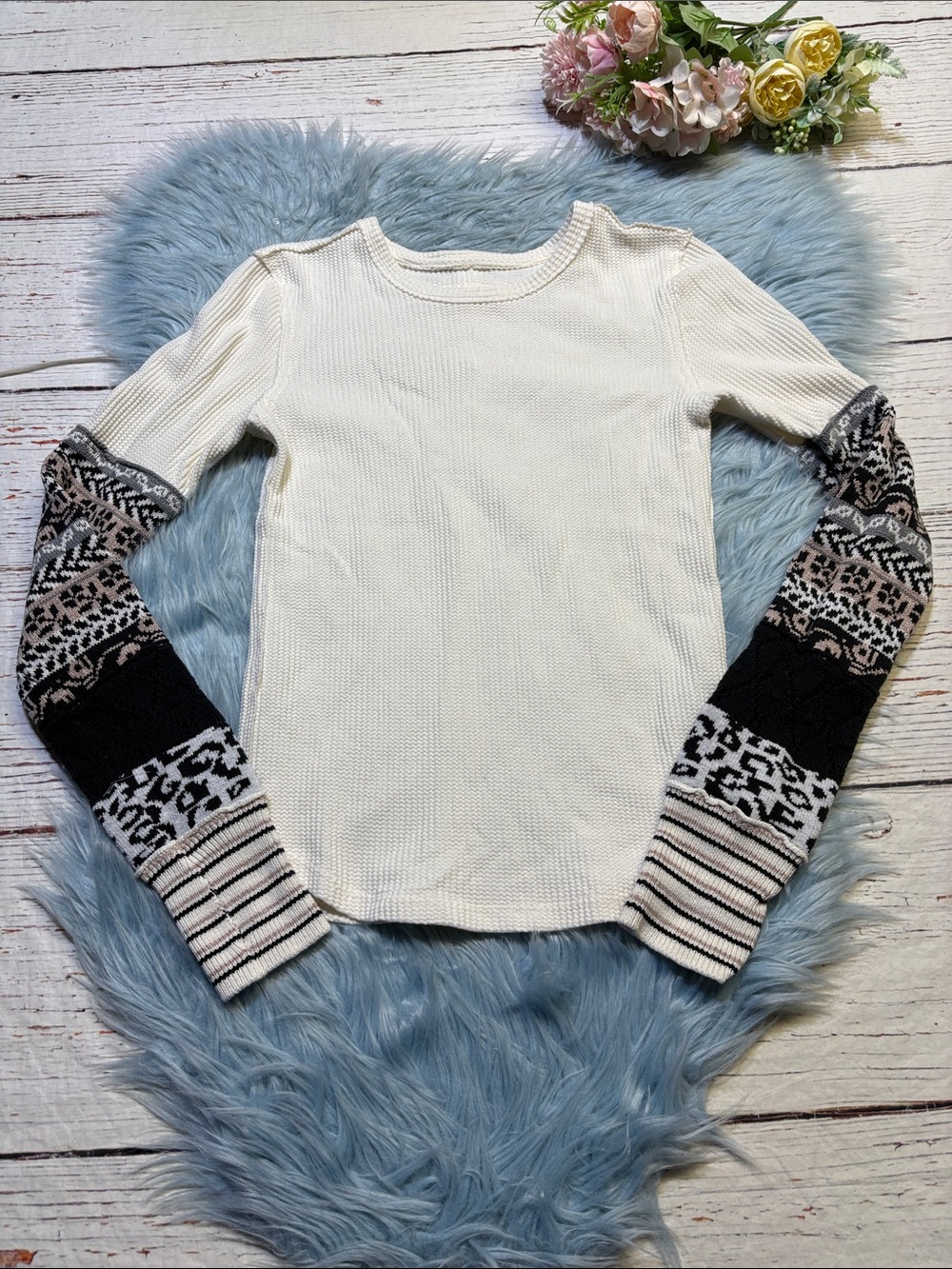 Free People All In Cuff Thermal With Printed Sleeves sz M